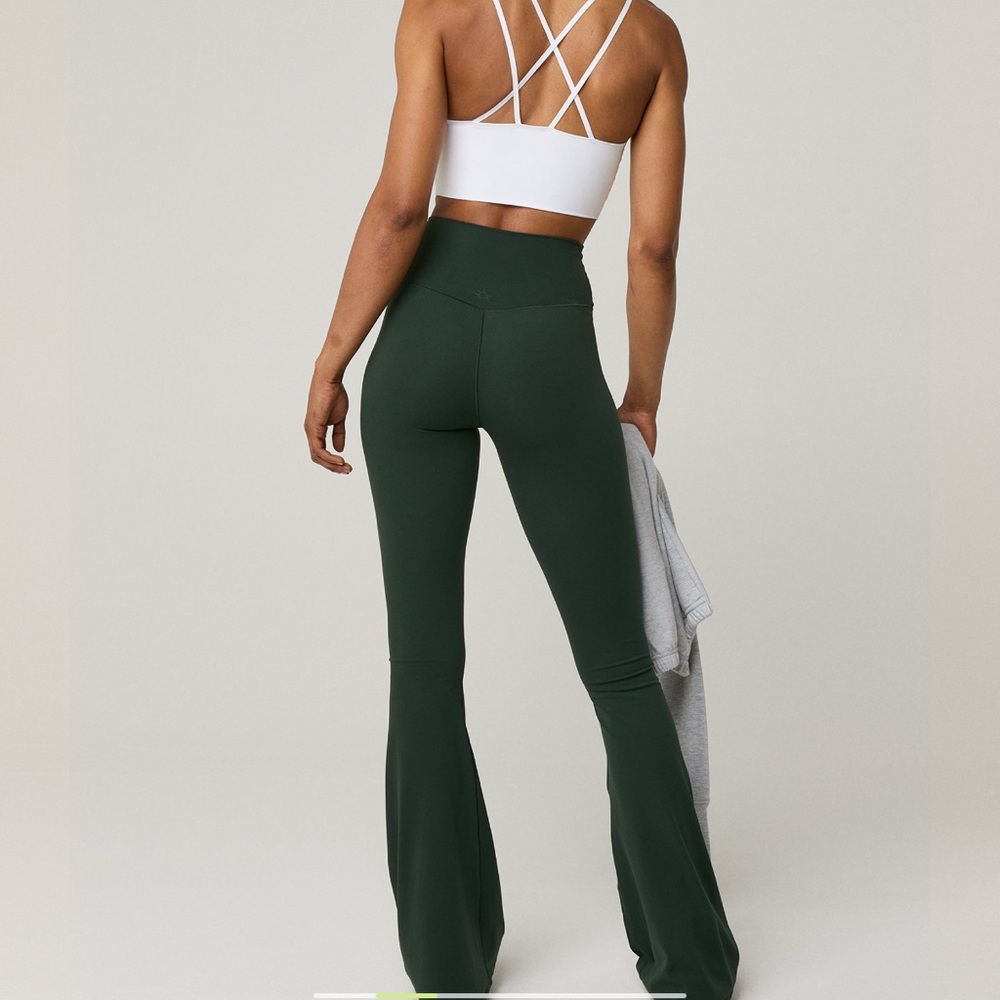 Offline by aerie dark green flare crossover leggings - Picture 3 of 4